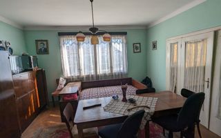 Casă bătrânească 140mp, teren 19 ari, Sâncrai str principală - Poză 3