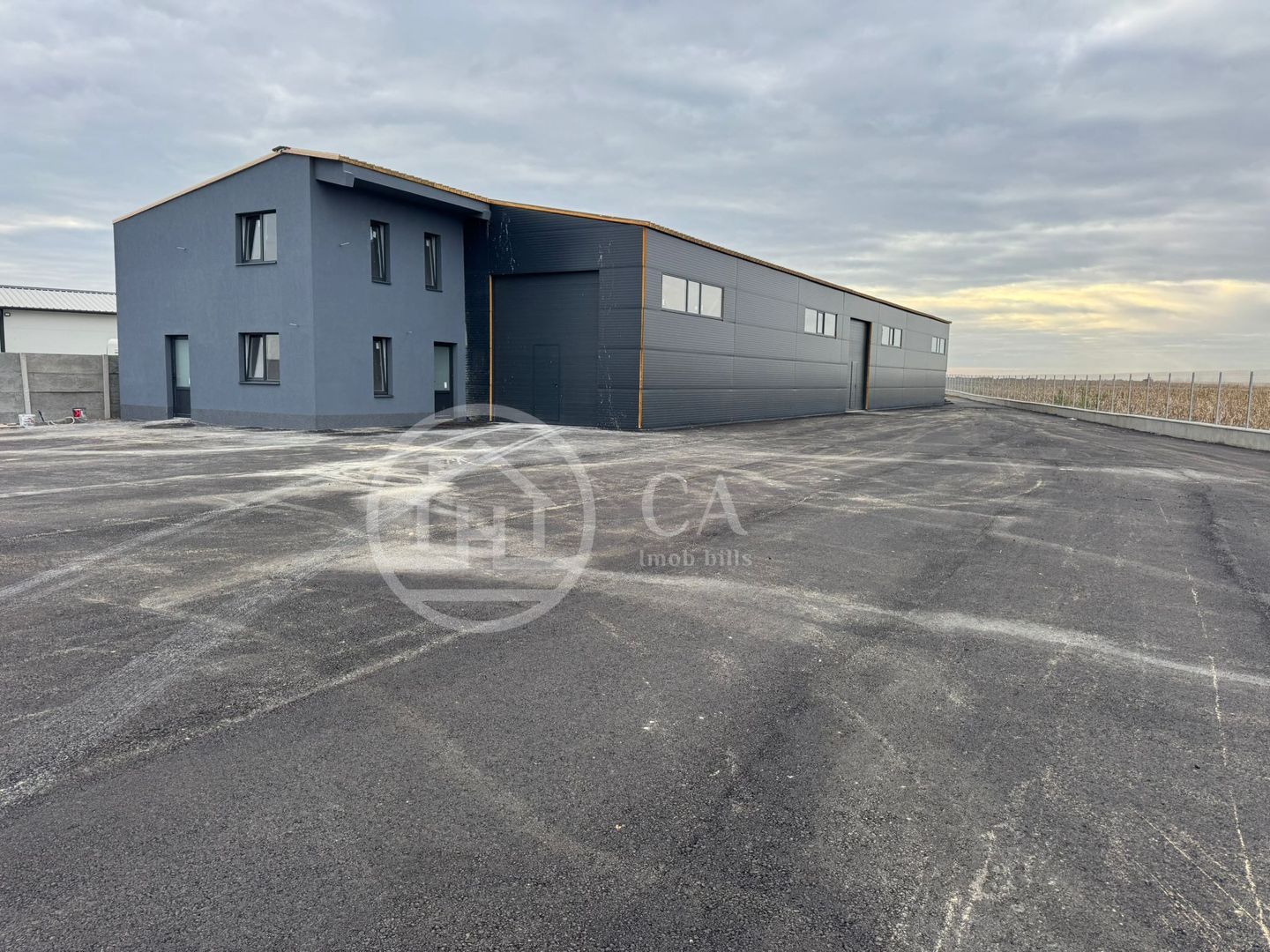 Hala de inchiriat, situata la intrare in Livada, Bihor - Poză 1