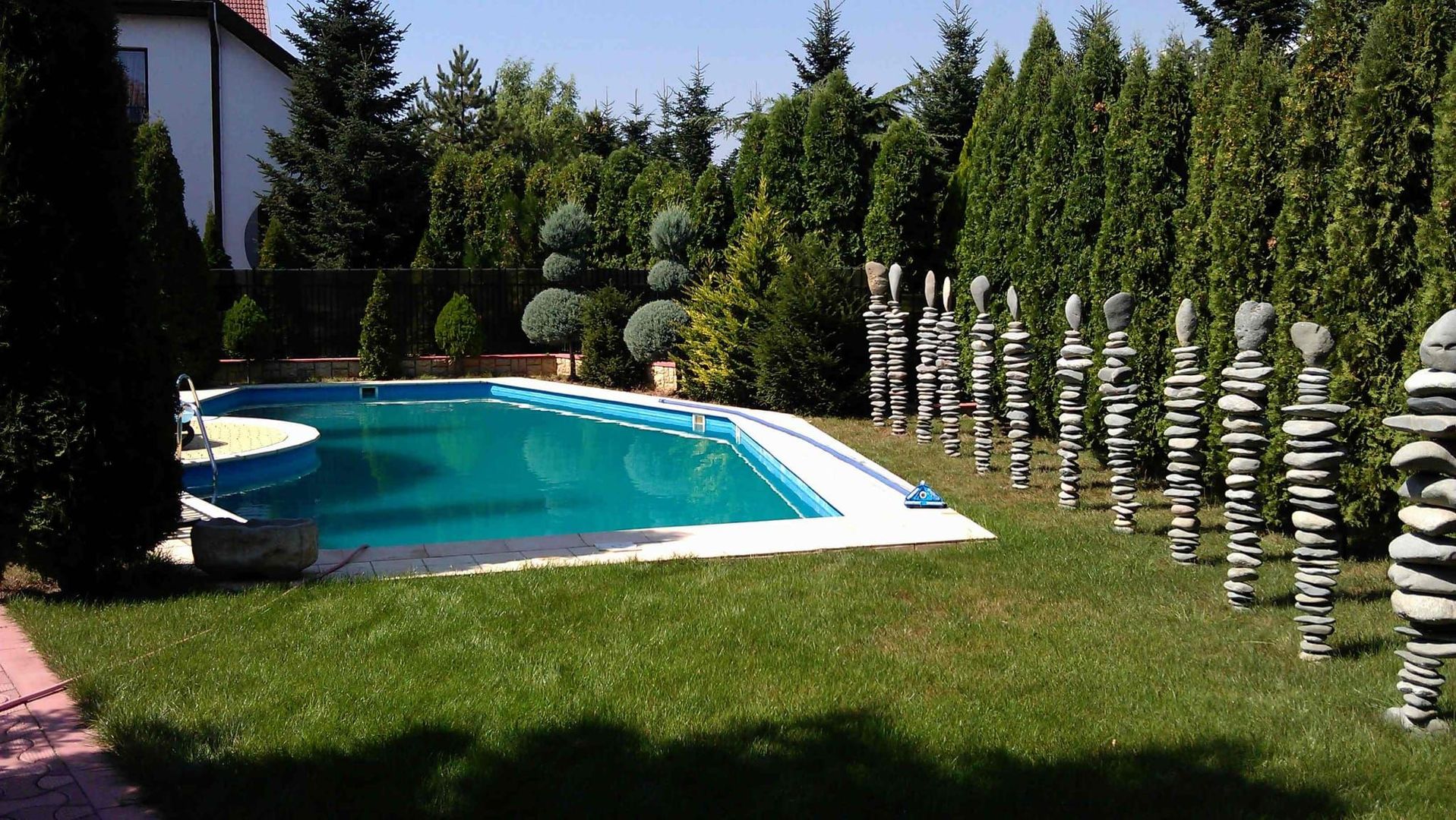 Vila unicata | Teren de 3000 m2 | Piscina si vegetatie matura - Poză 4