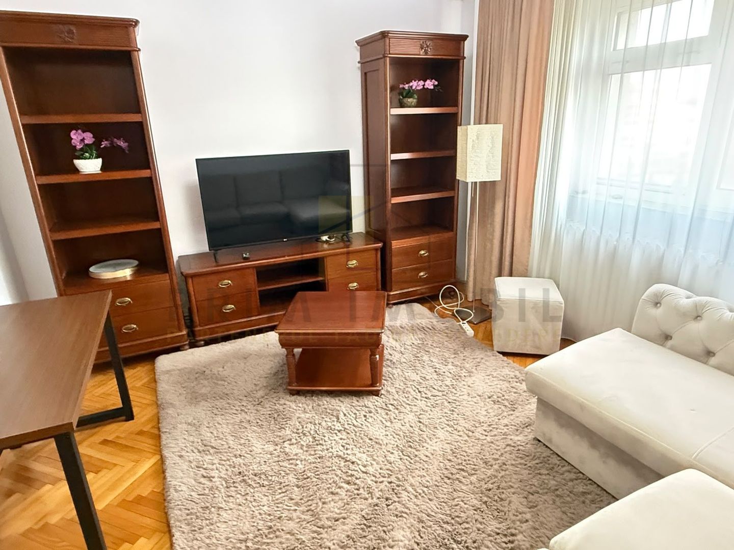Apartament 2 camere, Hala Centrala, etaj 8, vedere panoramica, renovat - Poză 4