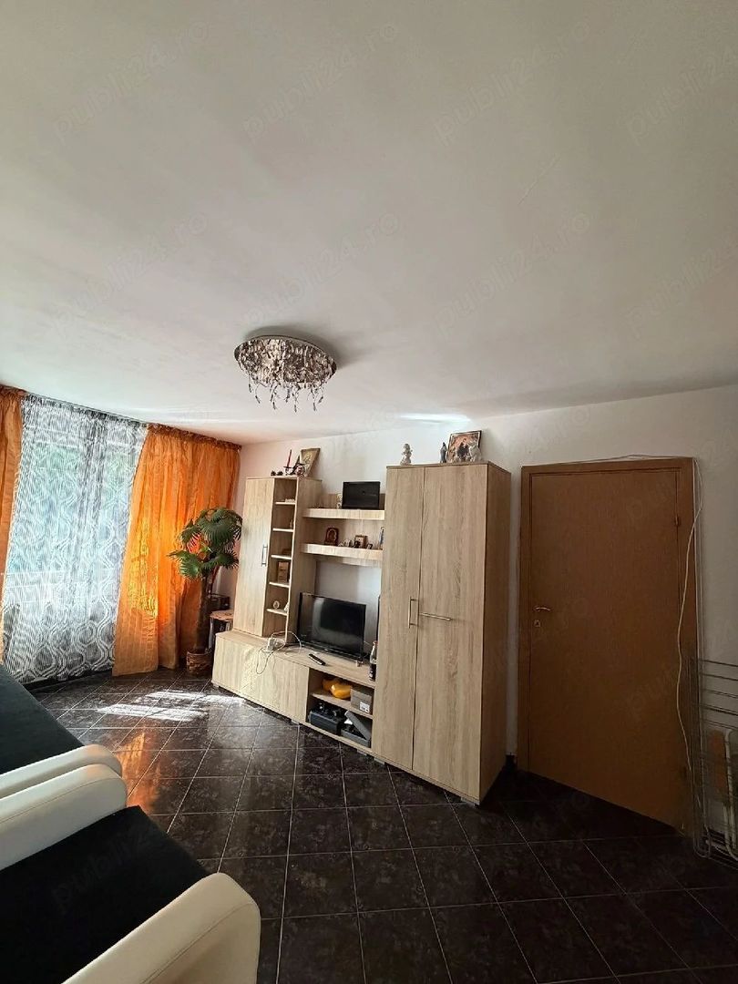 Vanzare Apartament 2 camere, 48 mp, parter, parcare, bloc reabilitat , Rahova - Poză 4