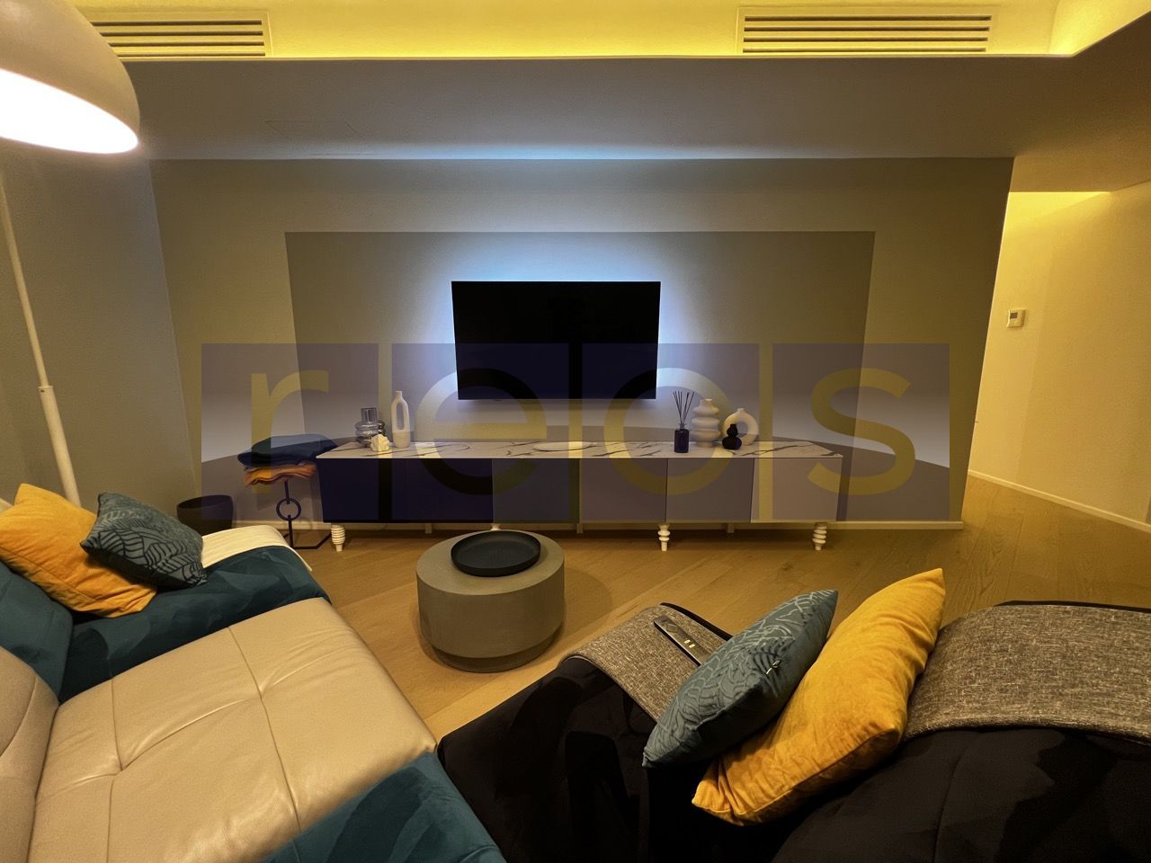 CORTINA ACADEMY | 3 CAMERE | 83MP | DESIGN INTERIOR ELEGANT - Poză 3