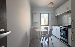 2 CAMERE DECOMANDAT--ETAJ 3--VEDERE LA LAC-- REDIU - Poză 5