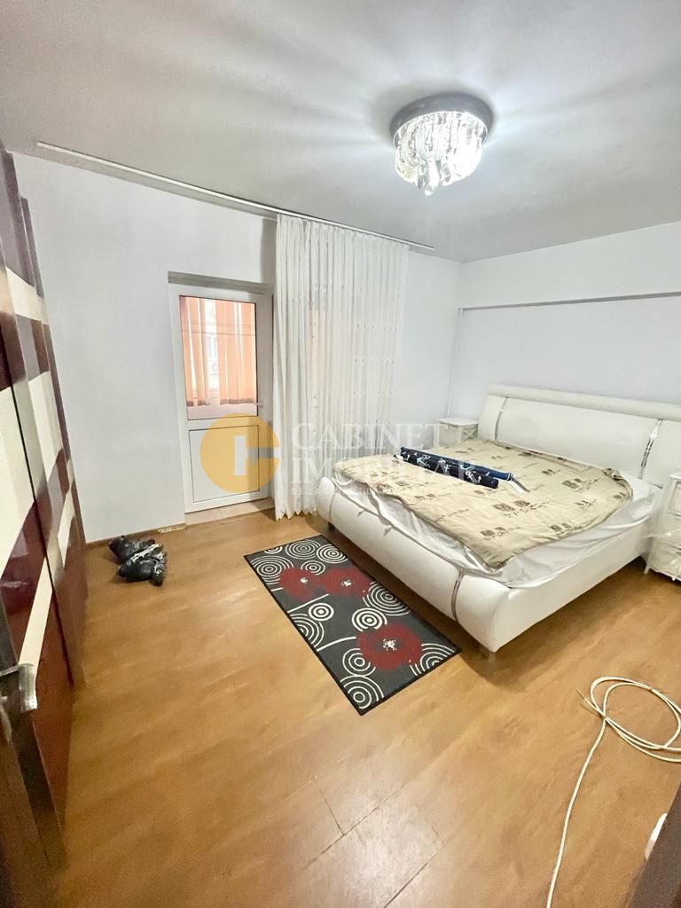 Pacurari-Petru Poni Apartament 2 camere decomandat- 55 mp - Poză 1