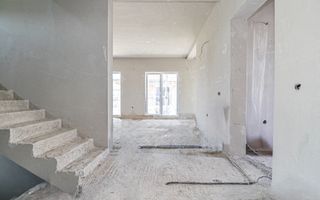 Casa individuala cu garaj si demisol, in Chinteni la 10 min de Cluj - Poză 6