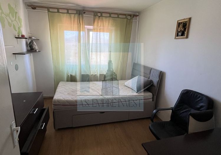 De vânzare apartament 3 camere/ Ghimbav - Poză 5