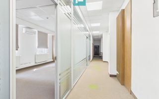 Birouri Ultracentrale, 185,5 mp, Parcare Proprie - Poză 5