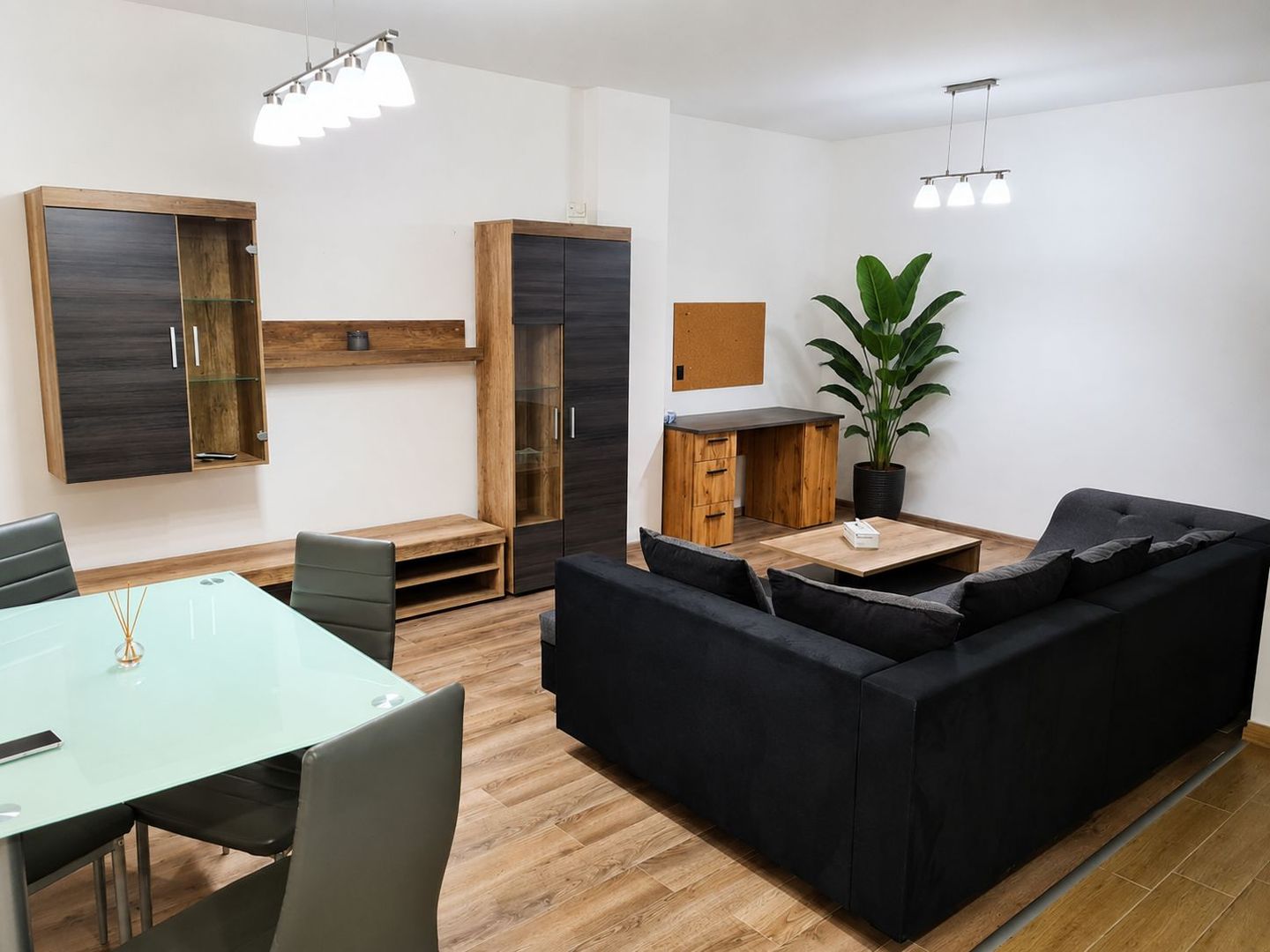 Complexul Studentesc | 2 camere | 2 bai | Bloc nou | Etaj 2 - Poză 1
