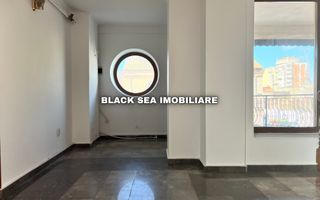 Vila 7 camere D+P+1+M - 2 Garaje - 50m de plaja - Zona centrala - Poză 15