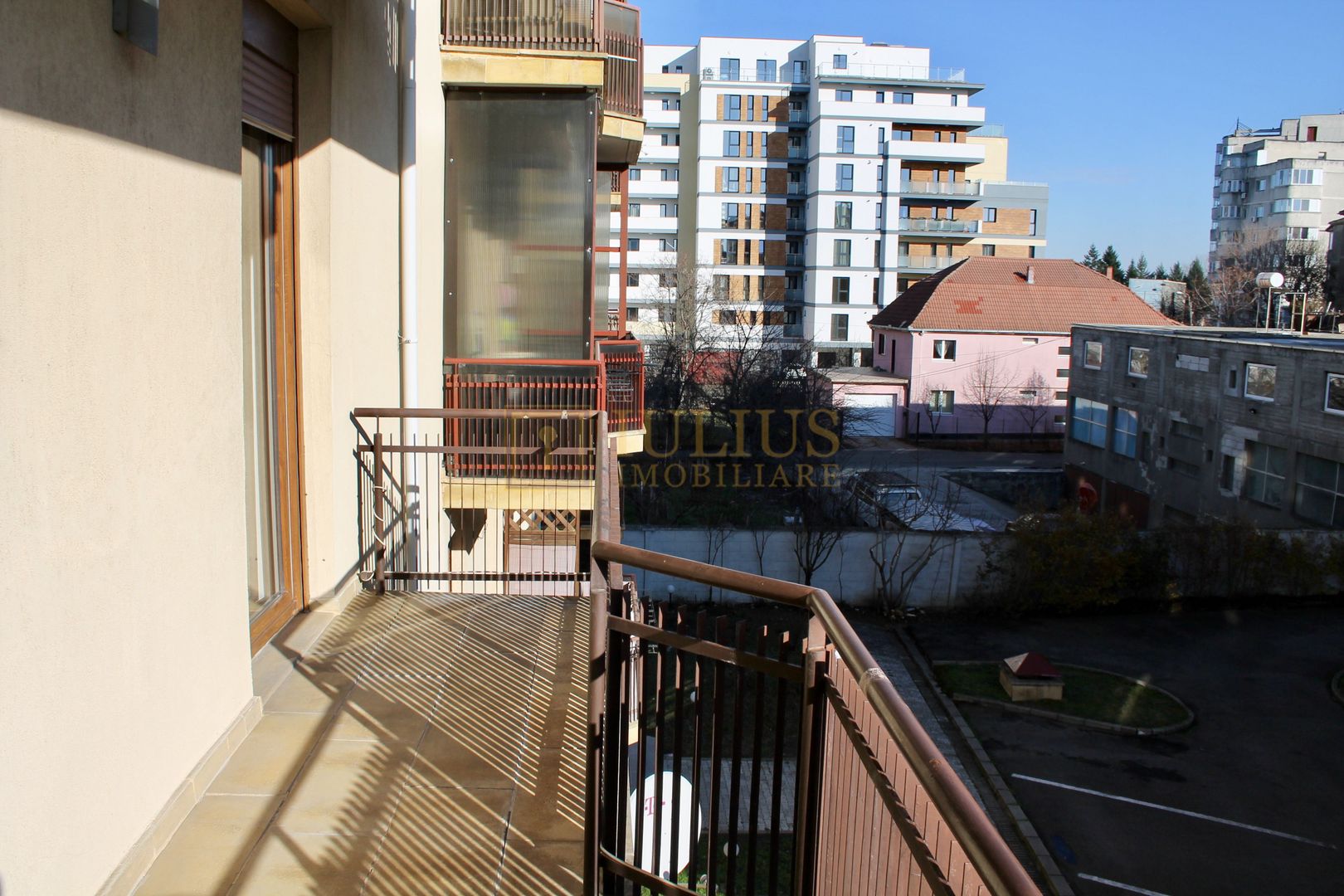 loc de parcare+garaj inclus- Aradului - Poză 13