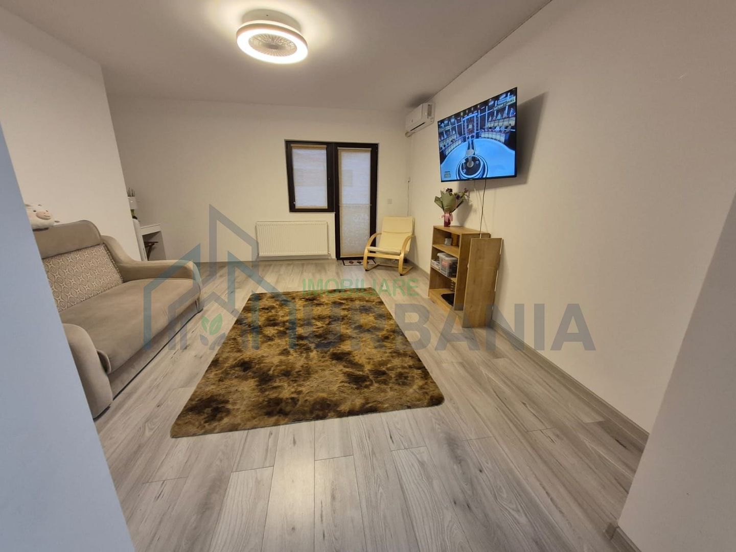 Închiriez apartament 2 camere decomandat, 53 mp, parcare și boxă - Poză 8