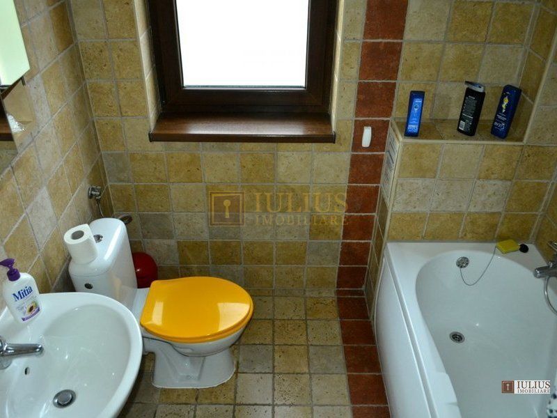 Bloc modern, apartament frumos mobilat, contract A.F.P. inclus ! - Poză 14