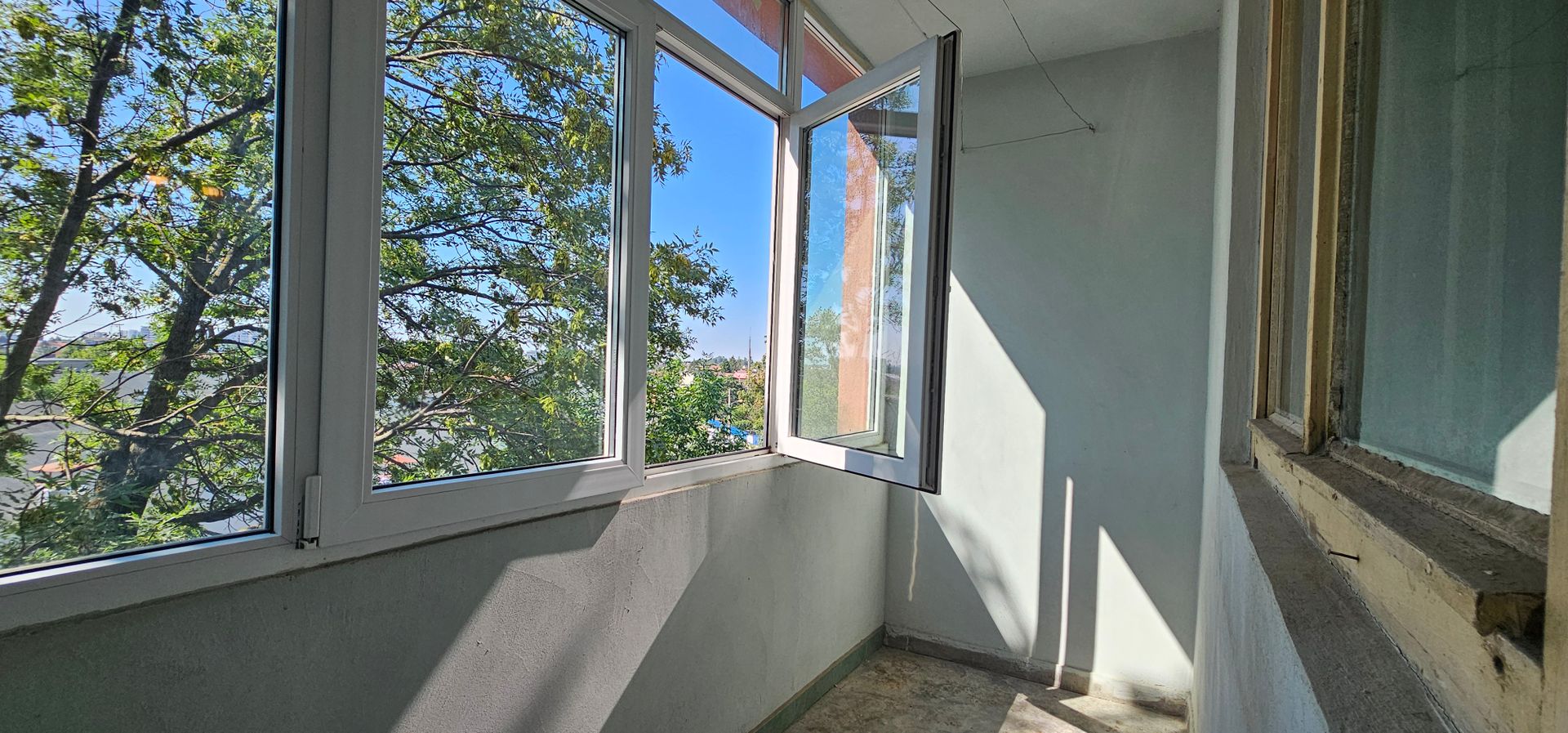 Apartament de 4 camere decomandate - Aleea Costinesti - Poză 30