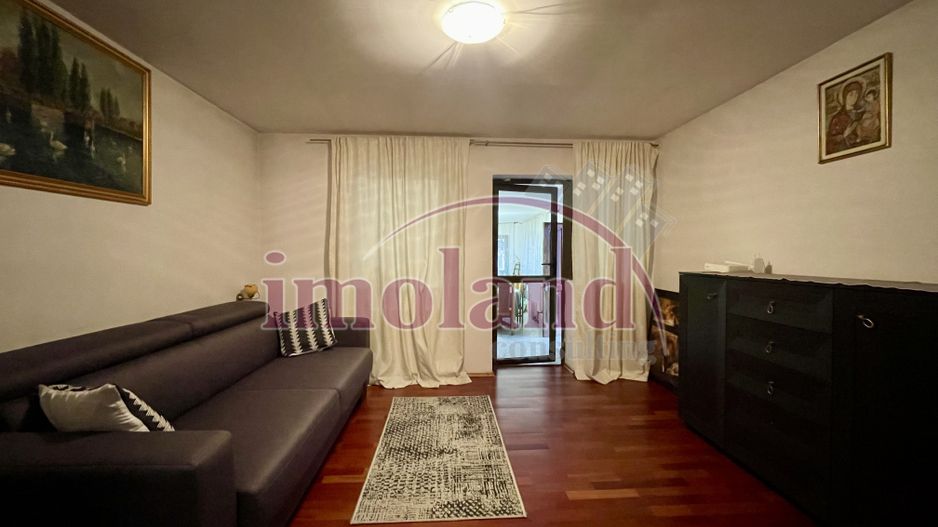 Casă parter 123 mp, complet renovată, curte generoasă, teren 400 mp - Giulesti - Poză 19