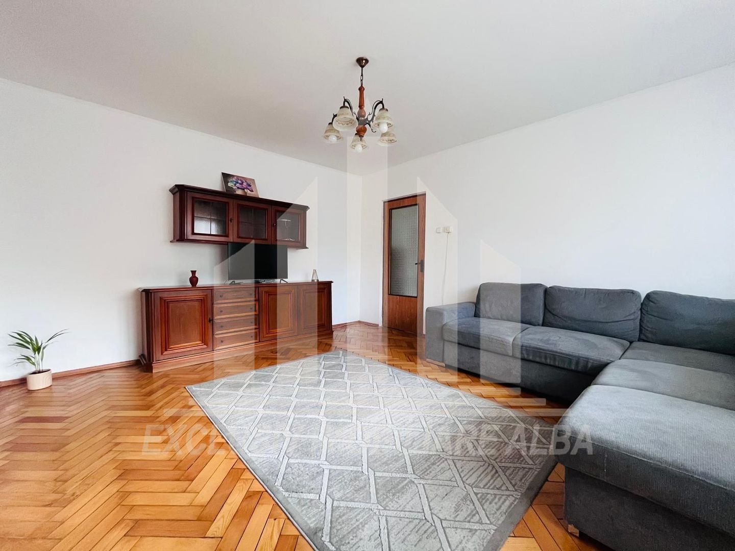 Apartament 3 camere etaj 1 Alba Iulia - Poză 1