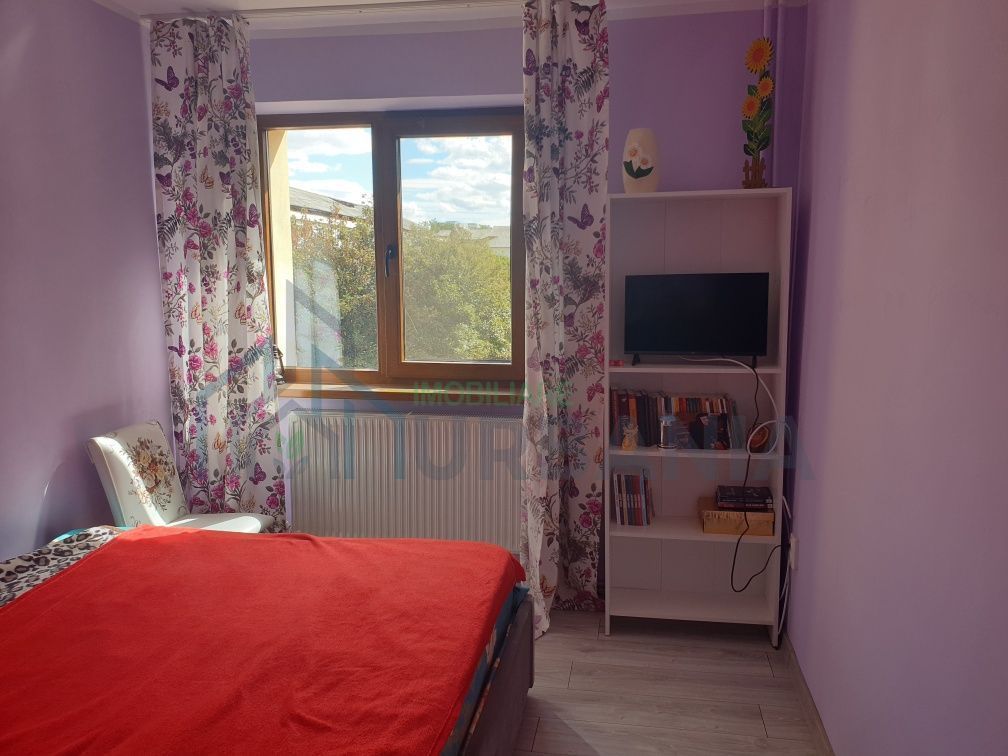 Apartament 3 camere cochet în Piatra Neamț, etaj 3, poziție foarte bună - Poză 4