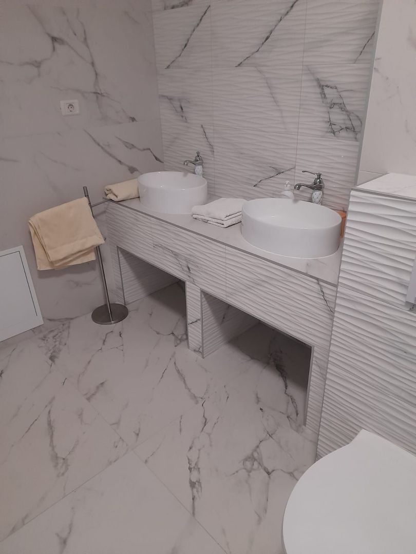 CASA  DEOSEBITA LA  SACALAZ IN SUPRAFATA DE 153 MP - Poză 20