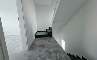 Casa de mutat 4 camere, 2 bai Sibiu Vest - Poză 5