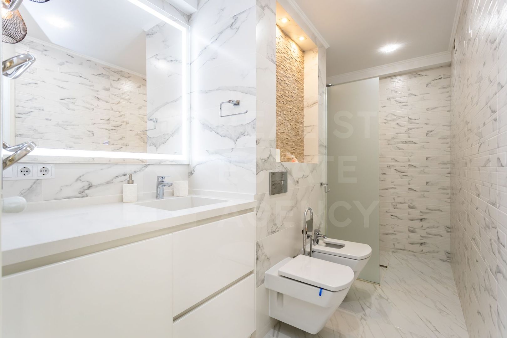 Vânzare, apartament, 4 camere + living, str. Alba Iulia, Buiucani - Poză 17