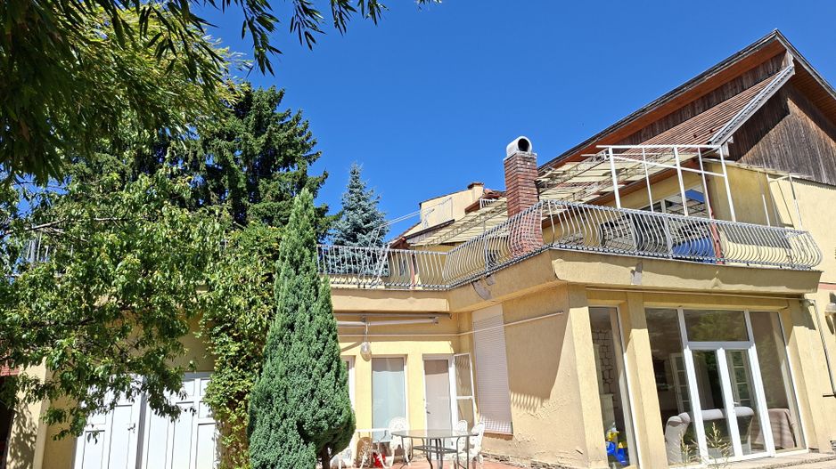 BRASADAS vinde casa P+M 6 cam 227mp teren 11 ari in 14 Mai. - Poză 1