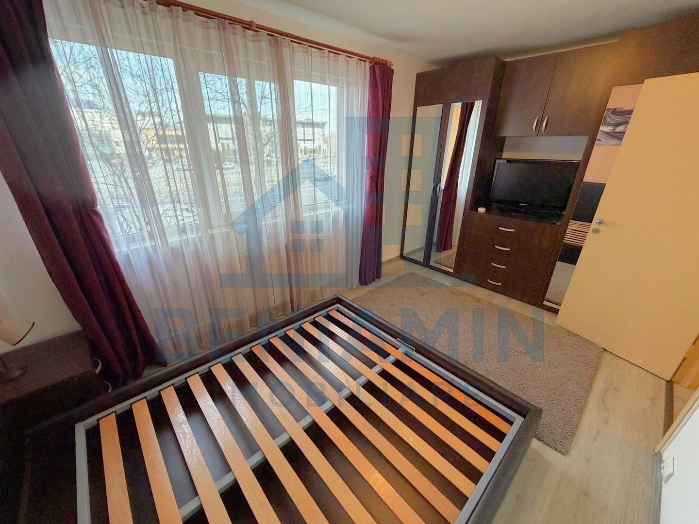 2 camere-etaj 1-CT-Mobilat-Utilat-Sala-Sporturilor-52mp-Bloc-Izolat - Poză 6