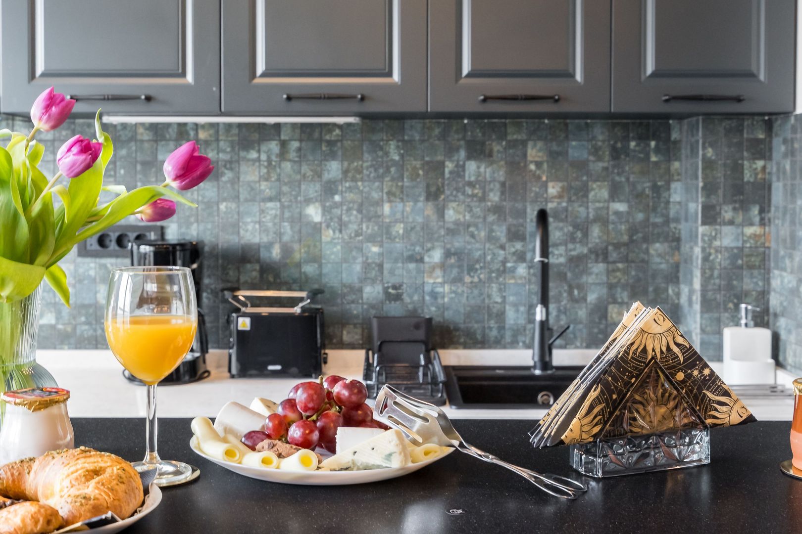 O Vacanță Permanentă în Inima Capitalei, Magheru/Bălcescu - Poză 24