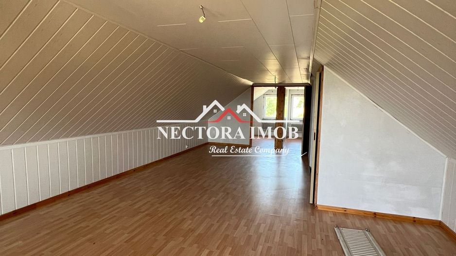 EXCLUSIVITATE-Casa 170 mp cu teren 1350 mp,Zona DEALURI Str. Izvorului - Poză 4