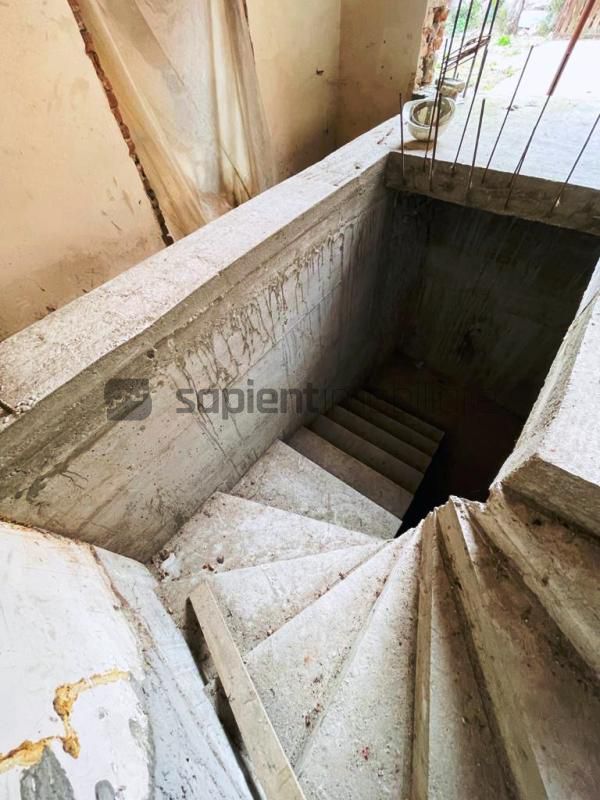 Casa situata ultracentral cu proiect autorizat - Poză 13