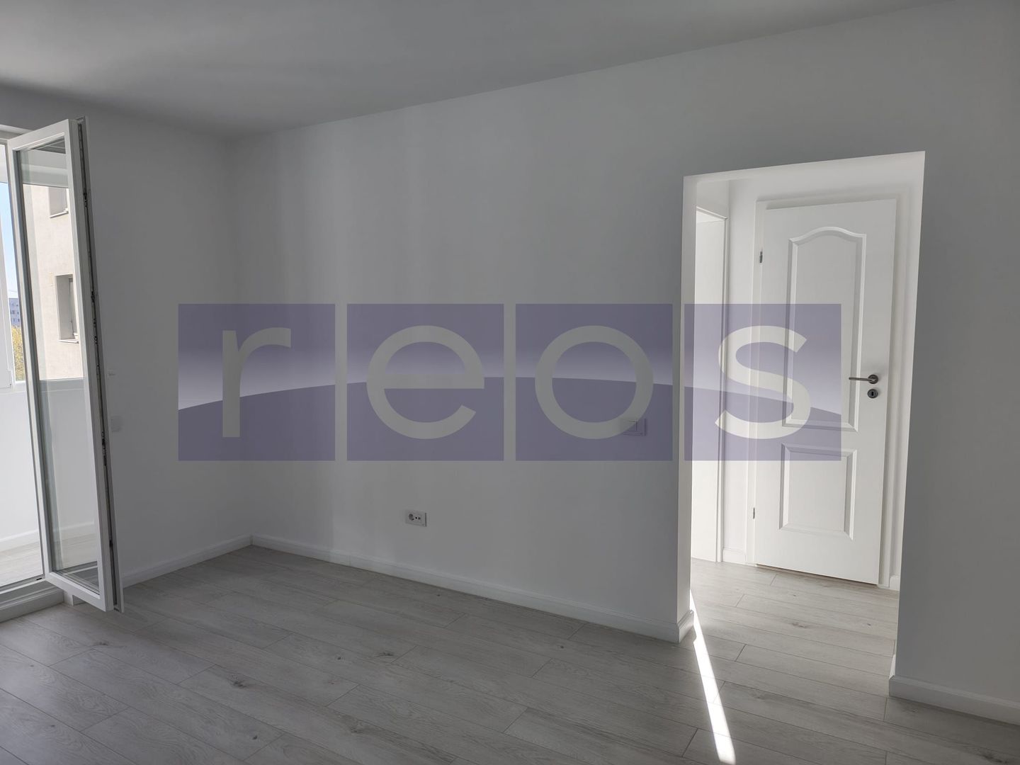 VANZARE I 2 CAMERE I RENOVAT I METROU I RAUL DOAMNEI I DRUMUL TABEREI - Poză 5