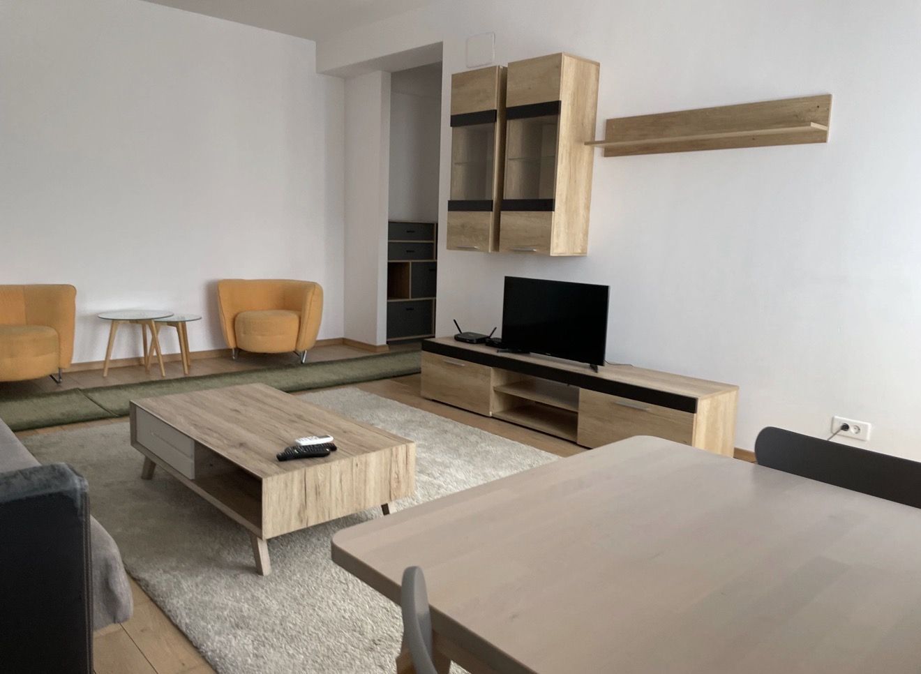 AP. 2 CAMERE- DACIA, BUCATARIE INCHISA, BLOC NOU, MOBILAT MODERN - Poză 1