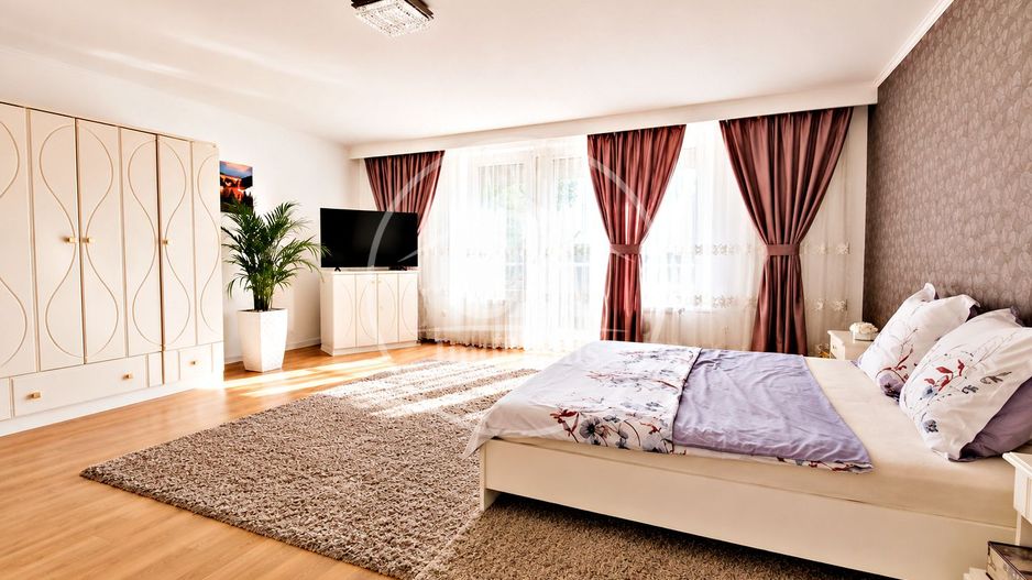 Vila de Vanzare si casa de oaspeți in zona Oncea, Oradea - Poză 5