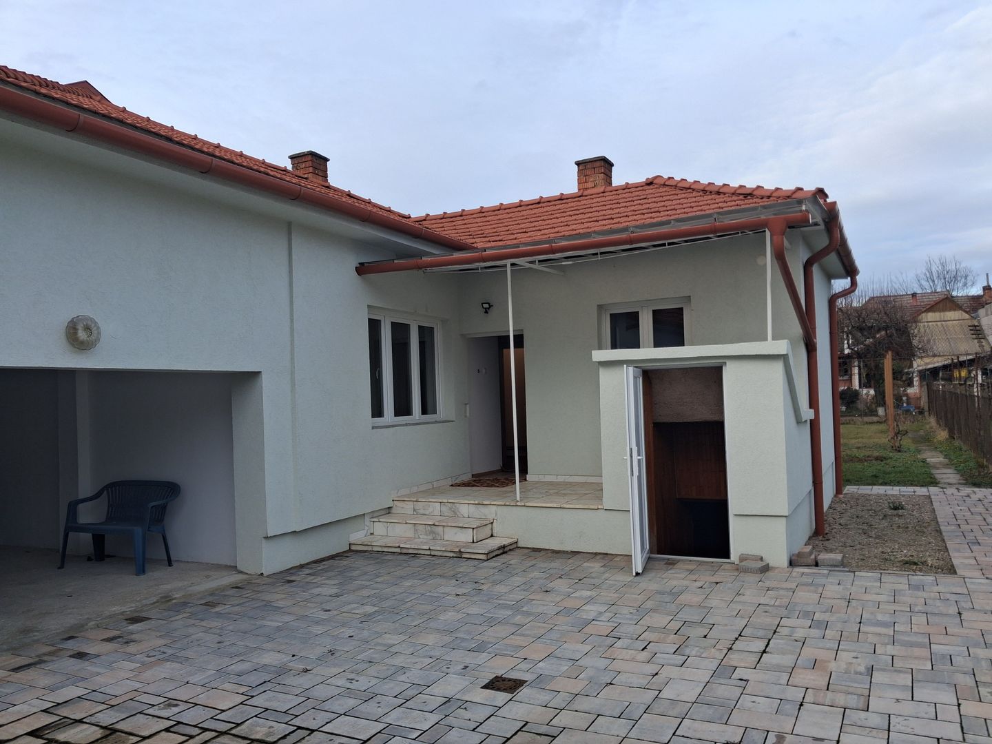 Casă / Vilă cu 5 camere de vânzare în Titulescu, Satu Mare - Poză 2