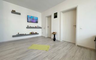 Apartament cu 2 camere la cheie! - Poză 3