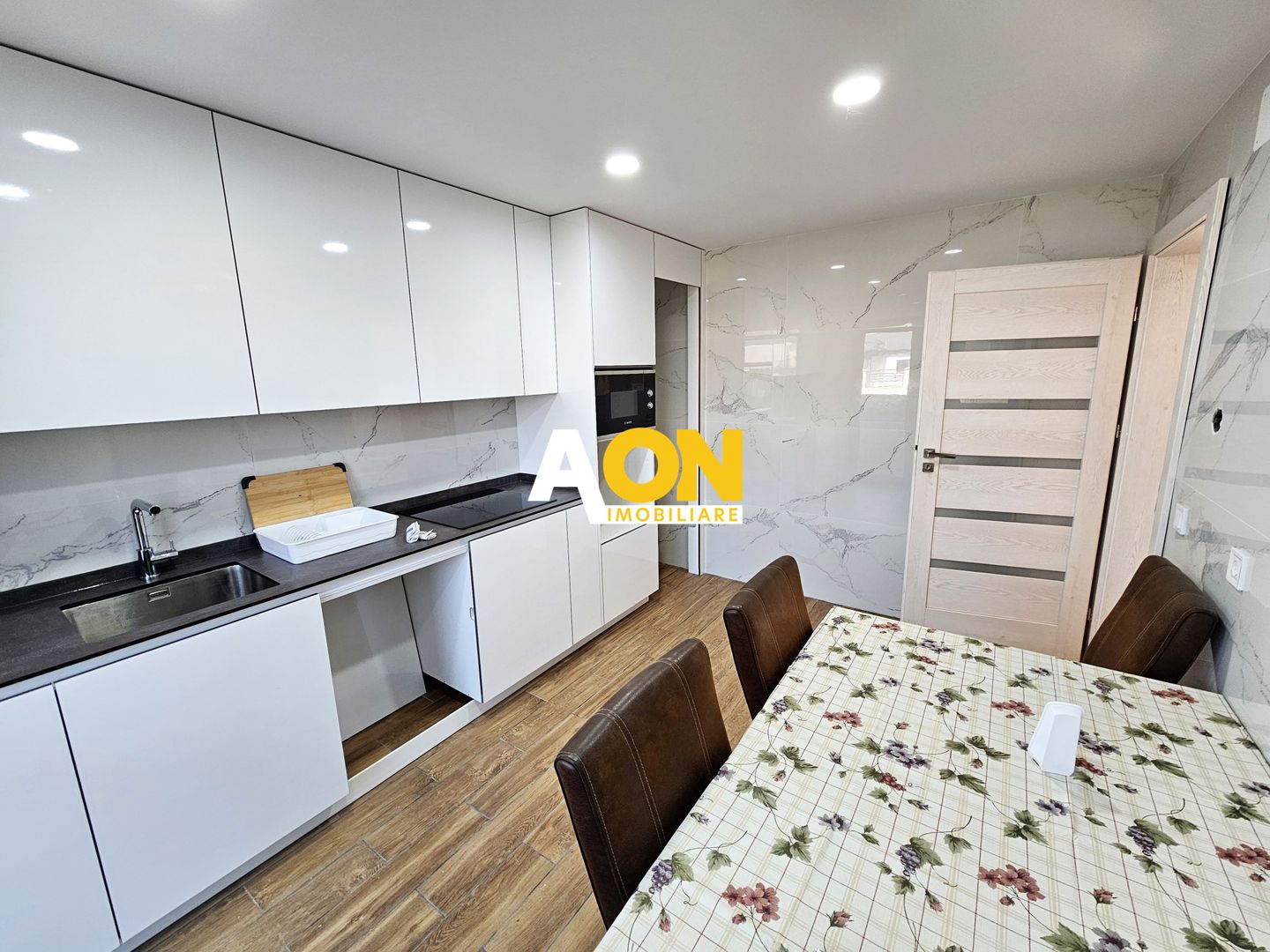 1/2  Duplex, 190 mp utili, 300 mp teren, Alba-Micesti - Poză 3