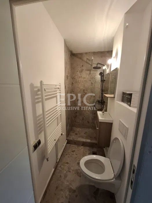 3 camere/Renovat/ Mobilat-Utilat Modern / Etajul 4/ Zona Dâmbu - Poză 8