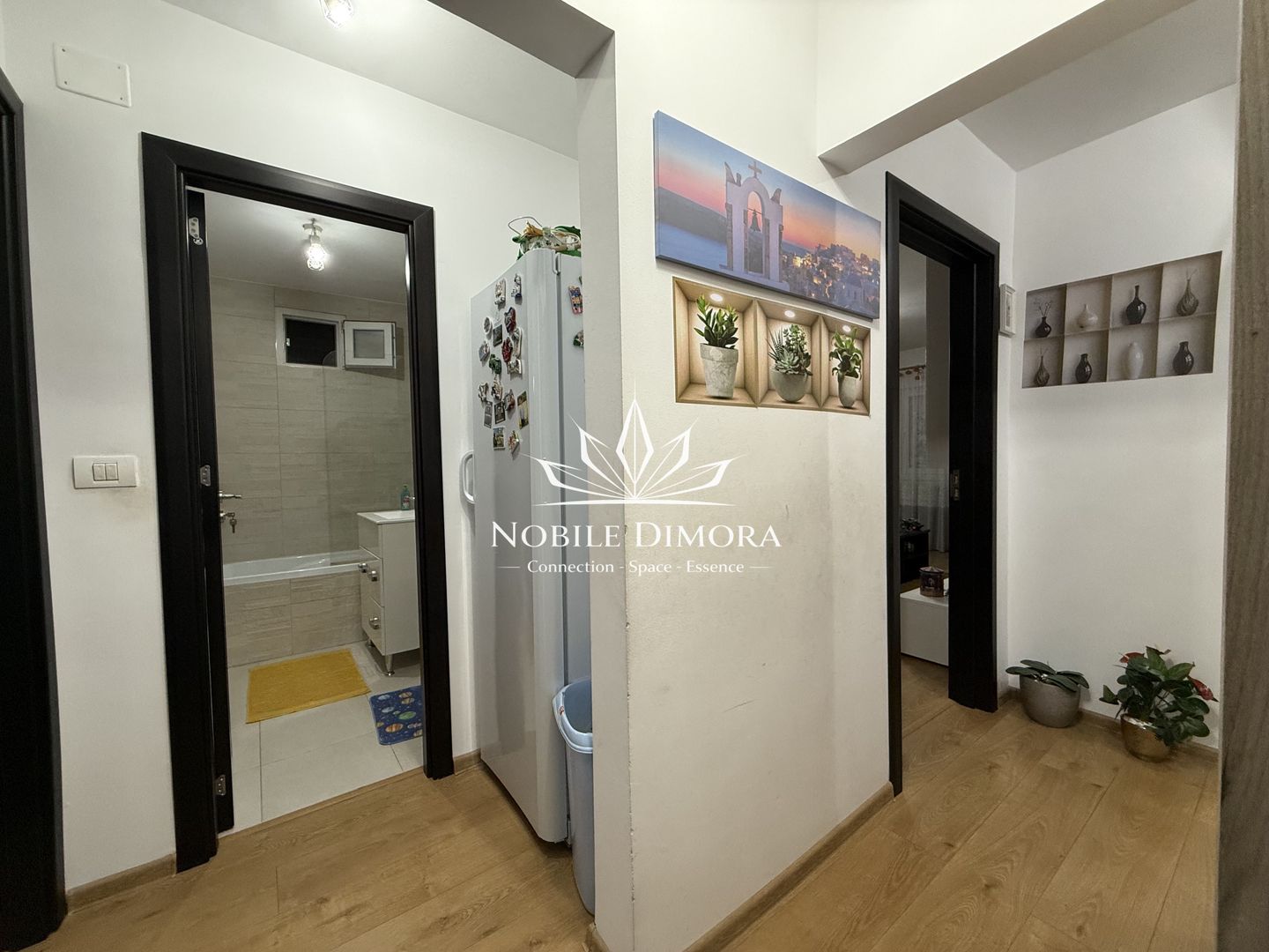 Apartament cu 3 camere de vanzare - 2 balcoane - zona Bucovinei - Poză 21