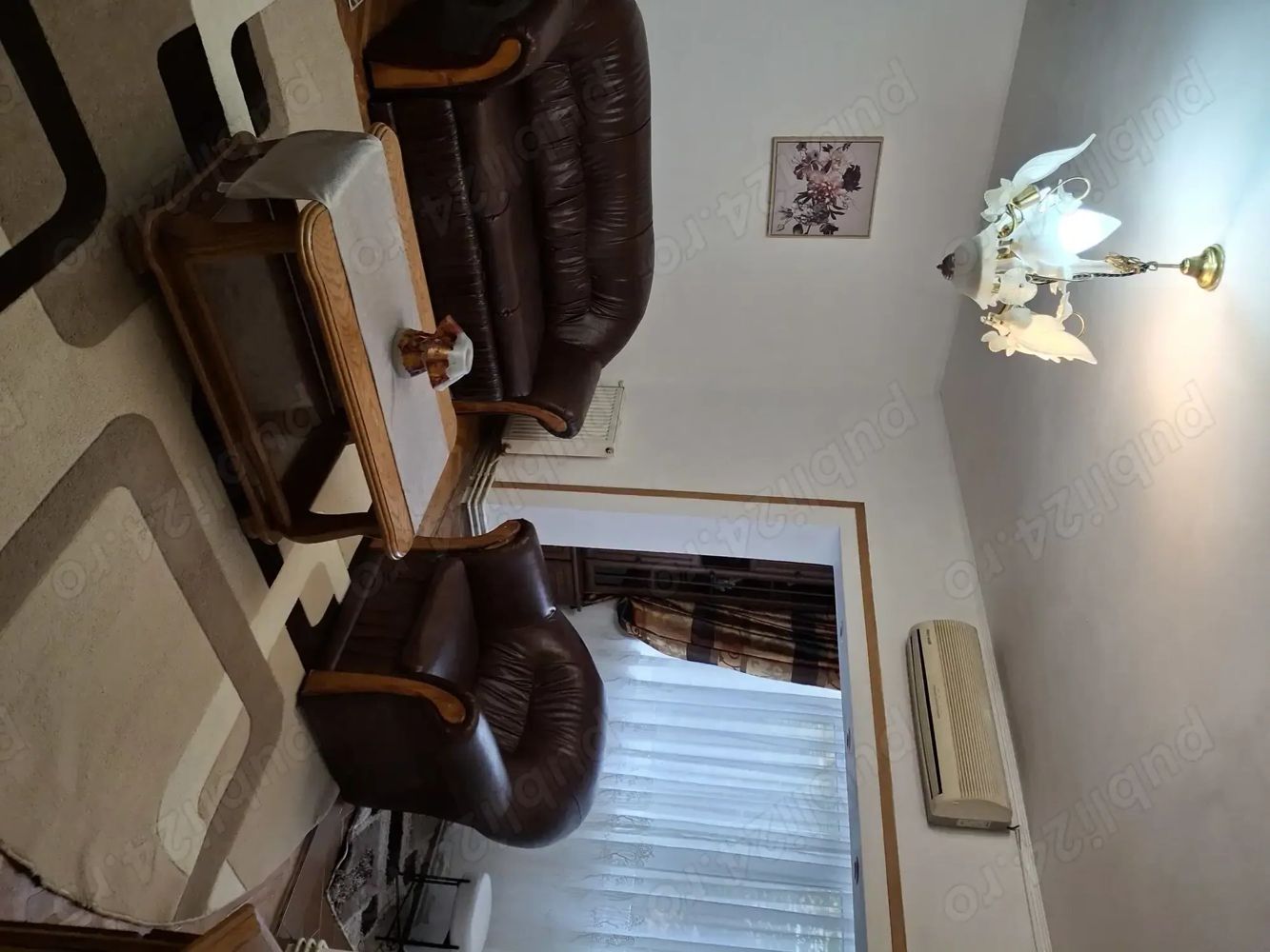 🏠 De închiriat apartament 3 camere – Zona Aradului, etaj 1 - Poză 3