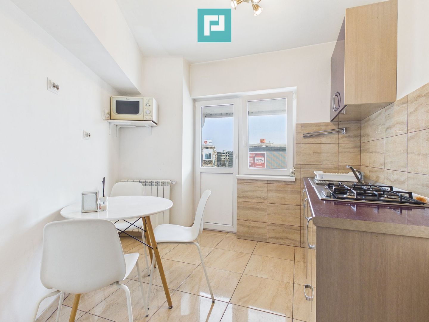 Apartament 2 camere pe Bulevardul Libertății - Poză 4