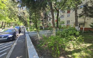 Apartament cu 4 camere de vanzare, Bd. C-tin Brancoveanu, Sector 4 - Poză 18