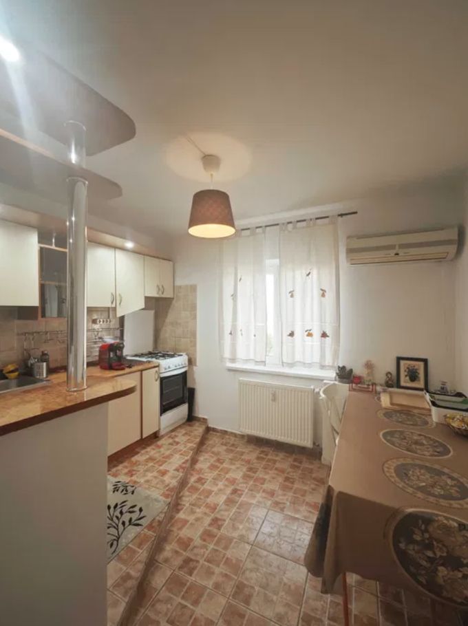Apartament 2 cam. de inchiriat 60 mp Et. 4  Zona Aviatiei - Poză 3