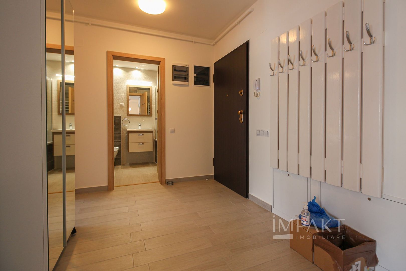 Apartament  cu 2 camere,  complex Luminia! - Poză 11