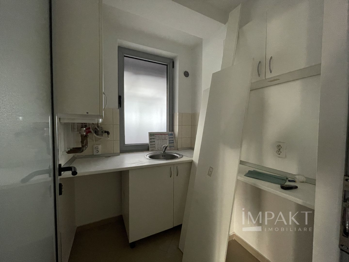 Cladire premium inchiriere | Showroom, clinica, birouri | Buna Ziua - Poză 17