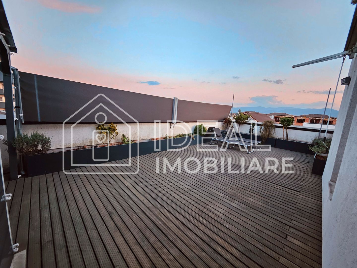 Casa Moderna cu 4 camere si terasa, zona Pictor Brana, Selimbar - Poză 17