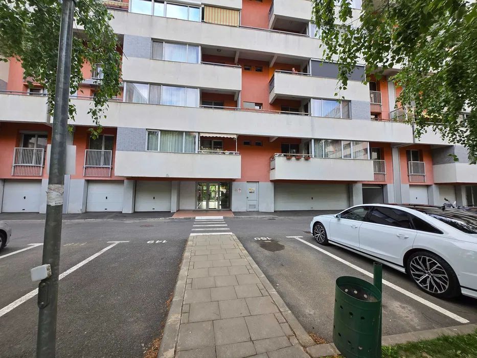 Loc de parcare acoperit - Garaj-Quadra Place Politehnica - Poză 2
