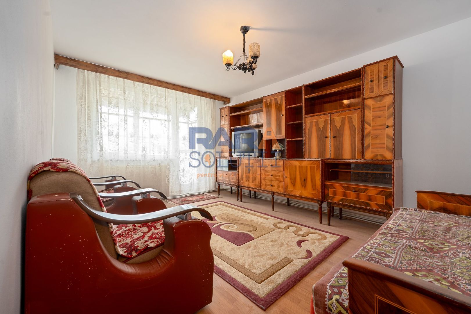 Apartament 3 camere, decomandat, mobilat - Poză 5