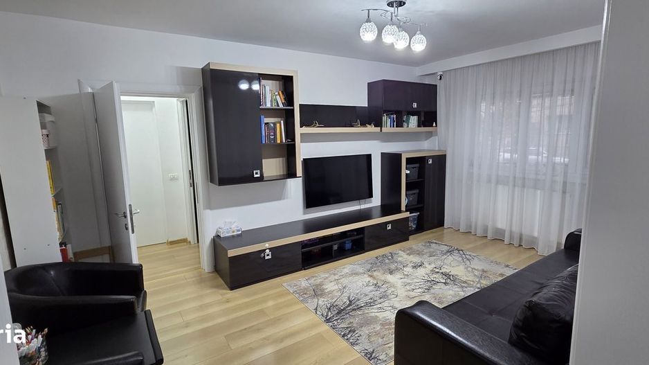 Apartament 4 camere de vânzare – zona Politehnicii - Poză 1
