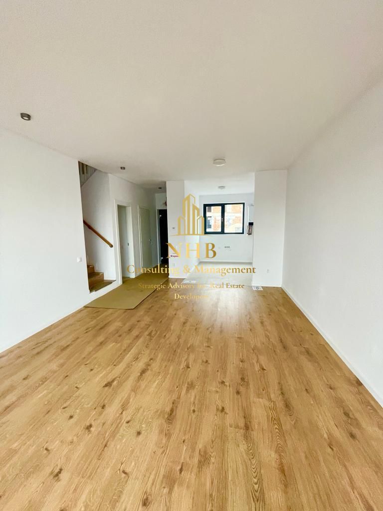 Vila in Pipera 4 camere, 2 locuri de parcare si curte - Comision 0% - Poză 7