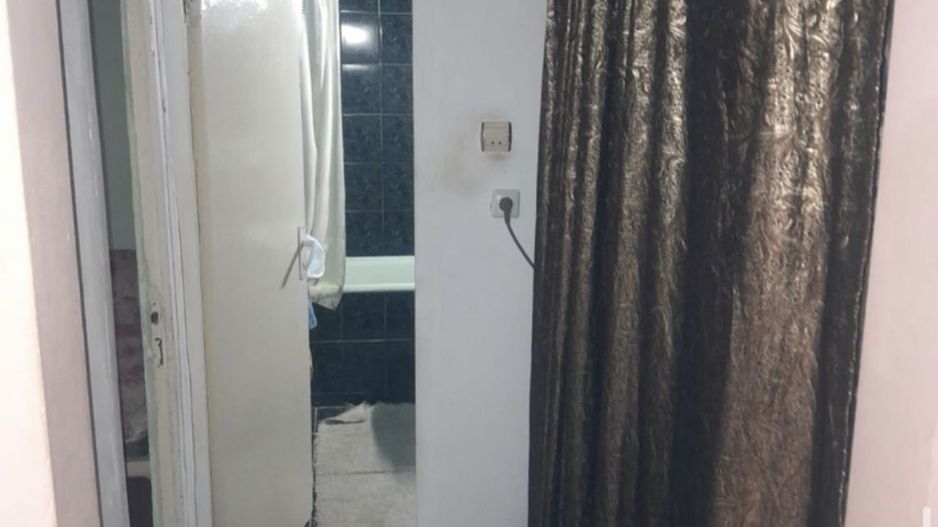 ageuropa.ro vinde ap. 2 cam. în Micro 16 la etajul 4. - Poză 2