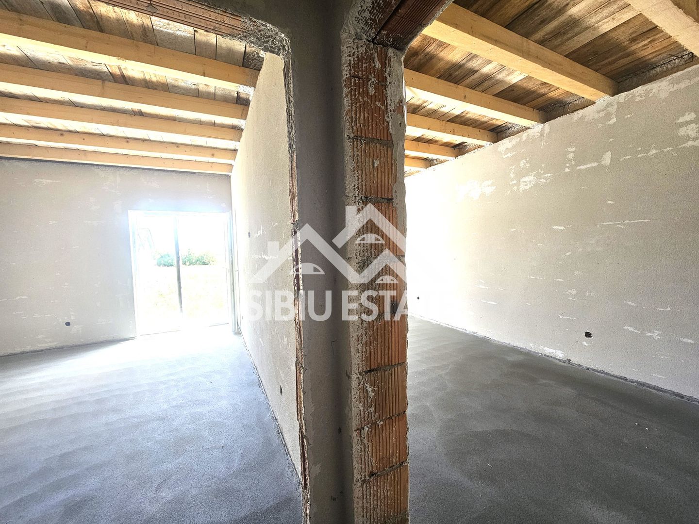 Casa 5 camere,  casa noua curte mare - Poză 13