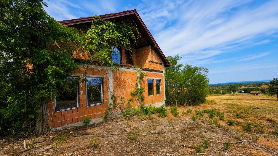 De vanzar Casă P+1, 137 mp utili, Periferia Ineu – Viilor, Dealul, - Poză 1